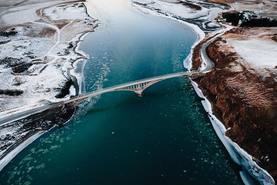 Crystal Currents / Kristalflæði